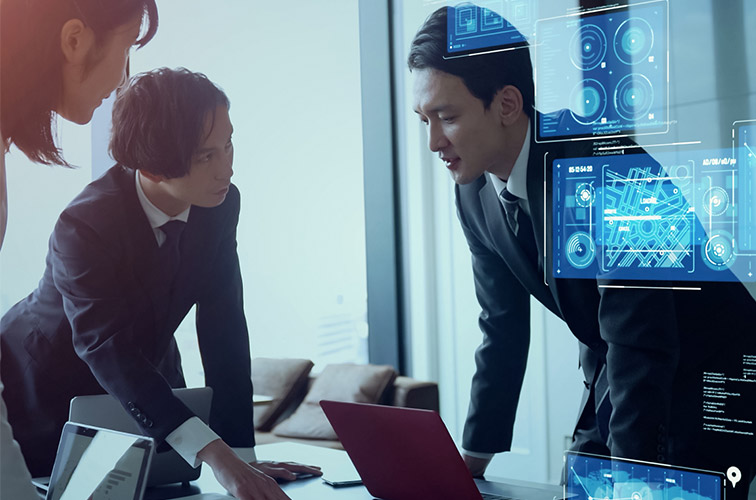 打ち合わせをしているビジネスマン